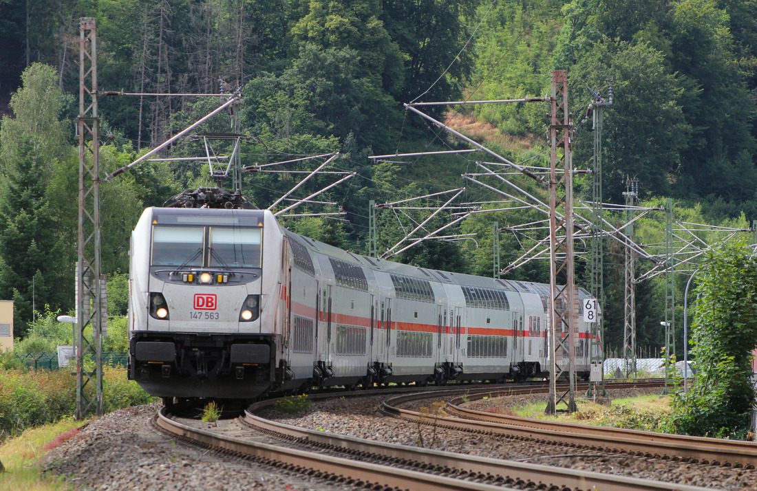DB Fernverkehr 147 563 // Finnentrop // 8. Juli 2022
