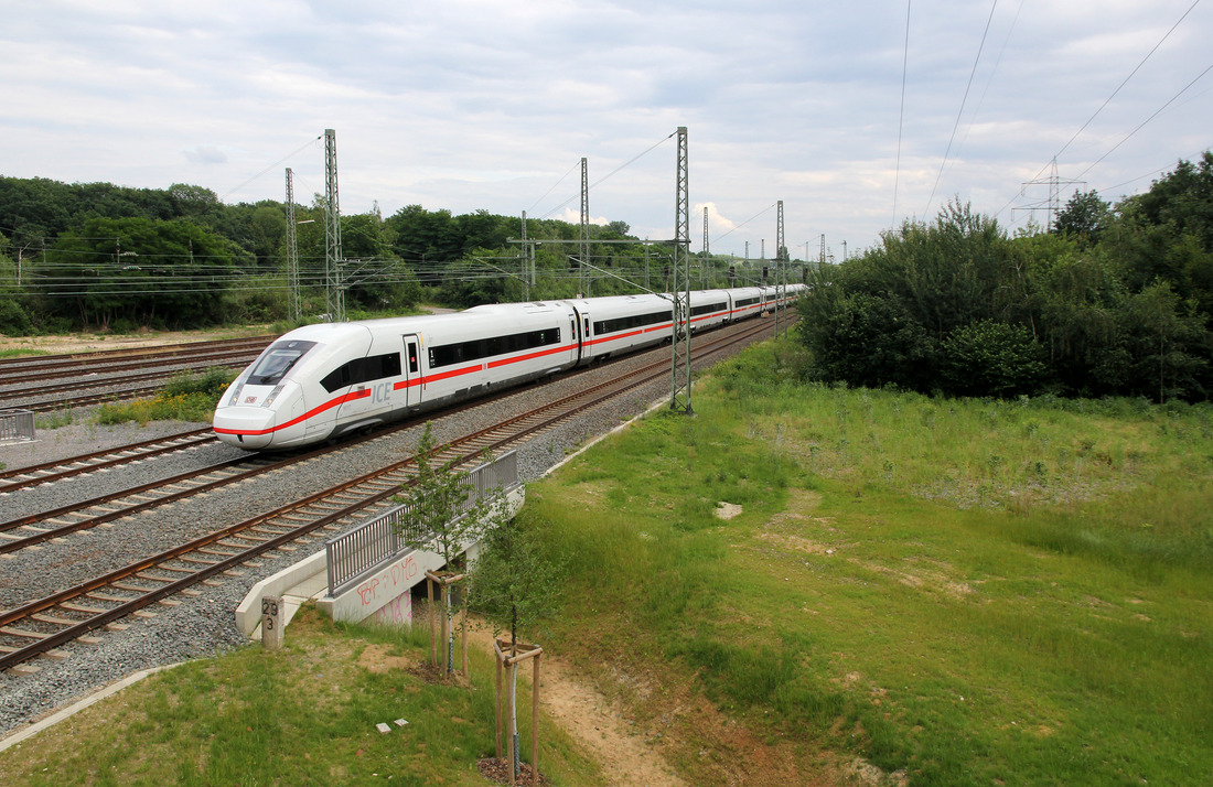 DB Fernverkehr 412 017 // Düsseldorf-Eller // 10. Juli 2021