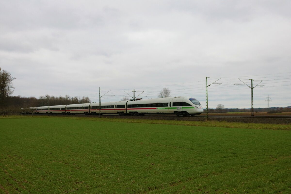 DB Fernverkehr ICE-T (411 xxx) in Langenselbold (Main Kinzig Kreis) am 28.01.23
