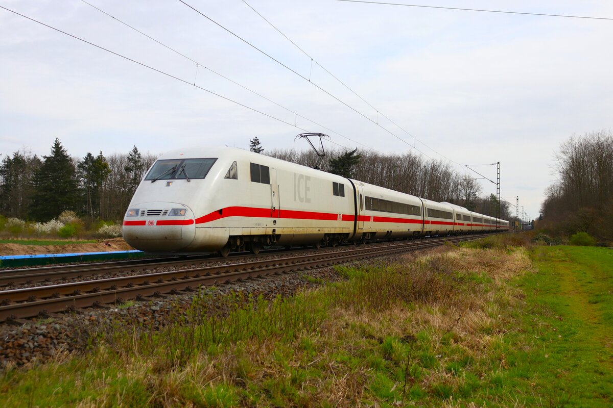 DB Fernverkehr ICE1 (401 502) in Mainz Bischofsheim am 17.03.24