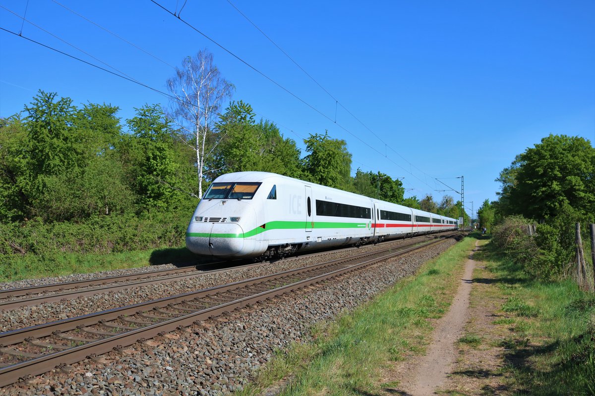 DB Fernverkehr ICE2 (402 038-4) am 26.04.20 in Hanau West