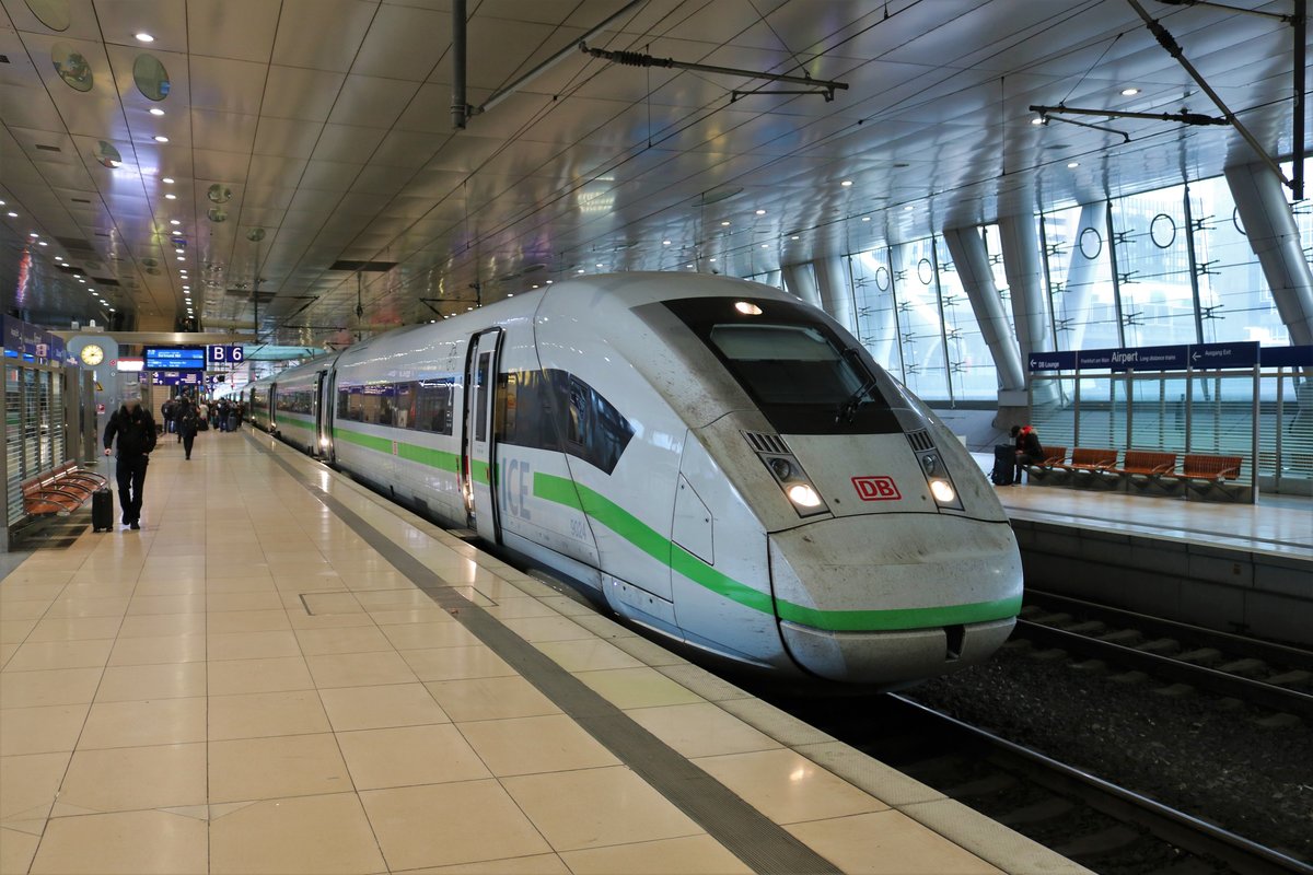 DB Fernverkehr ICE4 412 024 am 14.12.19 in Frankfurt am Main Flughafen Fernbahnhof 
