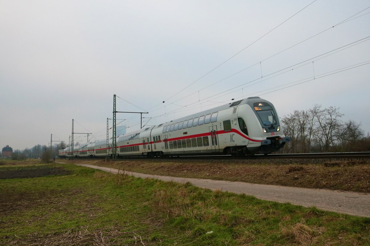 DB Fernverkehr Twindexx IC2 am 14.01.22 in Frankfurt Oberrad