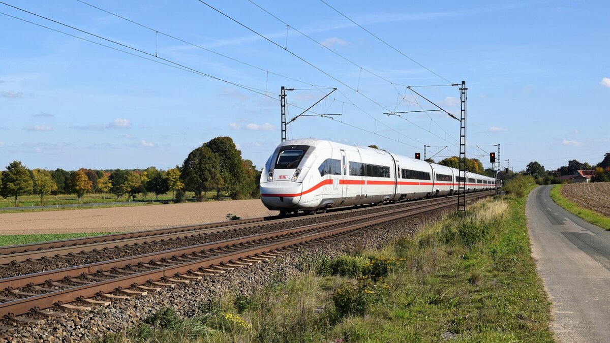 DB Fernverkehr Tz 9471 (412 071) als ICE XXX in Richtung Osnabrück (Bohmte-Stirpe, 09.10.2022).