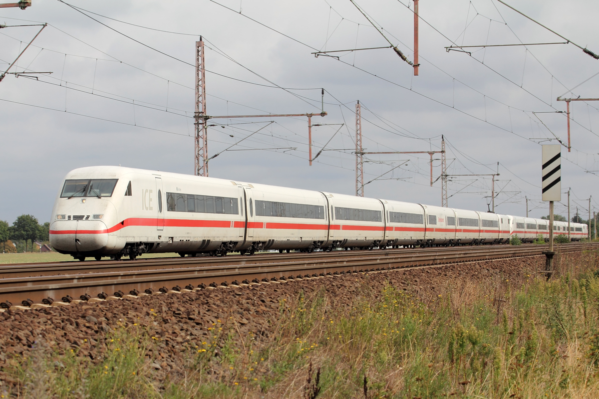 DB ICE 402 011-1 in Dedensen-Gümmer 7.9.2019