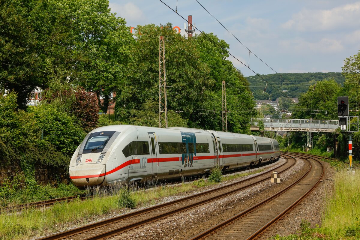 DB ICE 412 085  DB Karriere  in Wuppertal Sonnborn, Juni 2024.