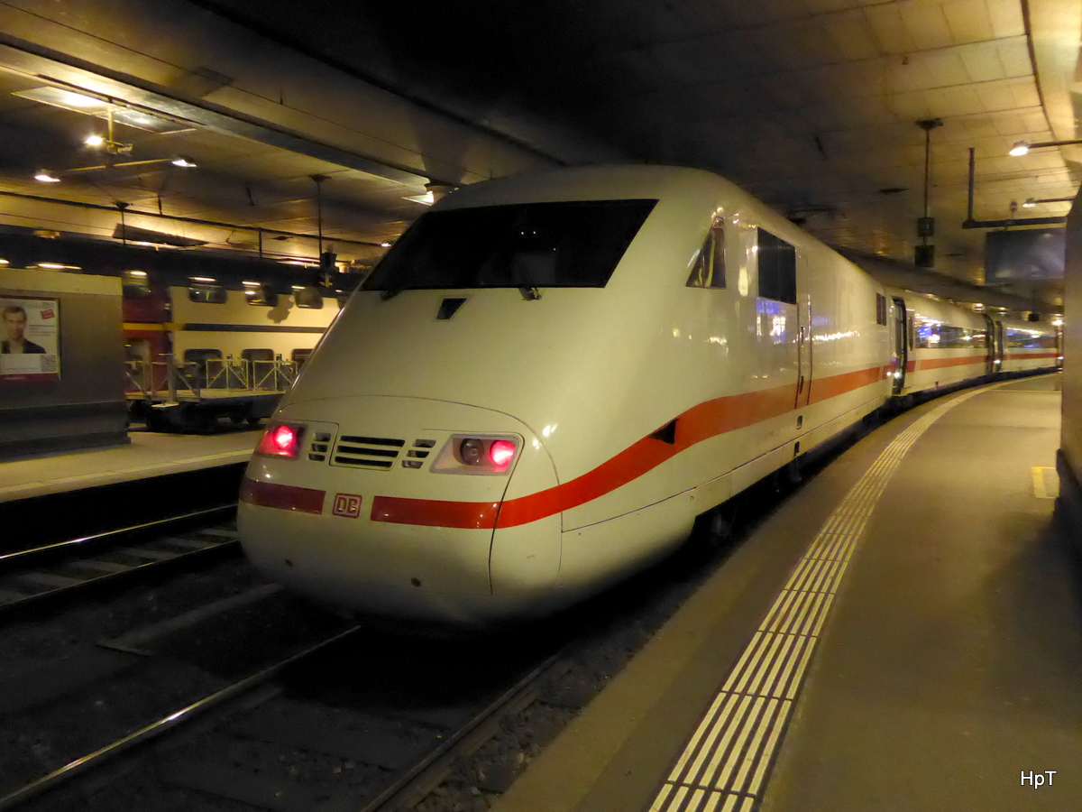 DB - ICE im Bahnhof Bern am 05.09.2015