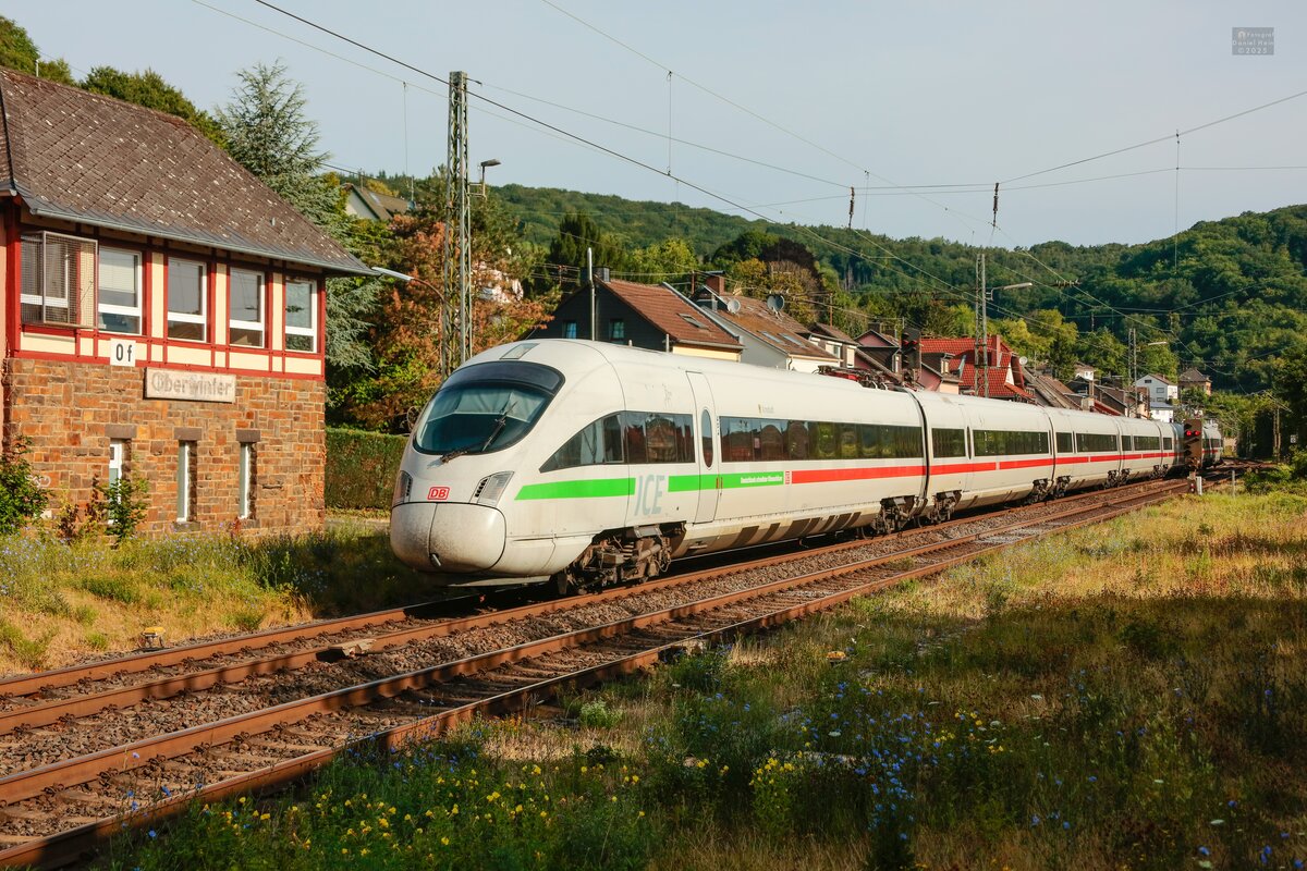 DB ICE T 411 525  Arnstadt   Deutschlands schnellster Klimasch�tzer  in Oberwinter, Juli 2025.