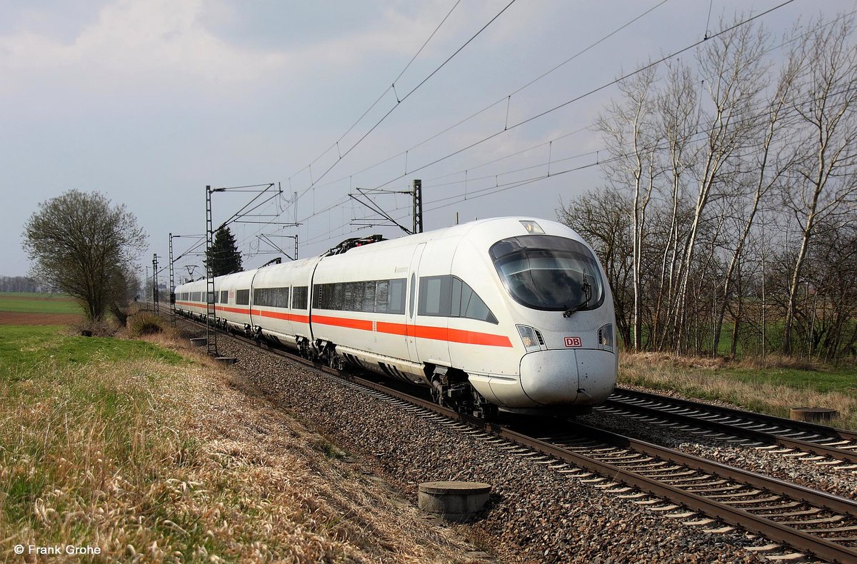 DB ICE T Tz 1102   Neubrandenburg   (Bj. 2000, Bombardier, Siemens / DWA / DUEWAG / Fiat Ferroviaria) als ICE 27 Dortmund - Wien, KBS 880 Nürnberg - Passau, fotografiert bei Taimering am 04.04.2012