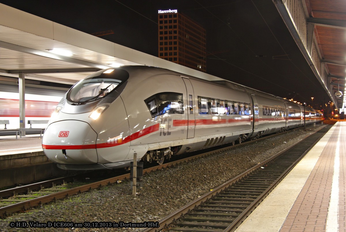 DB ICE Velaro D 407 013 als ICE606 in Dortmund Hbf, Dezember 2013.