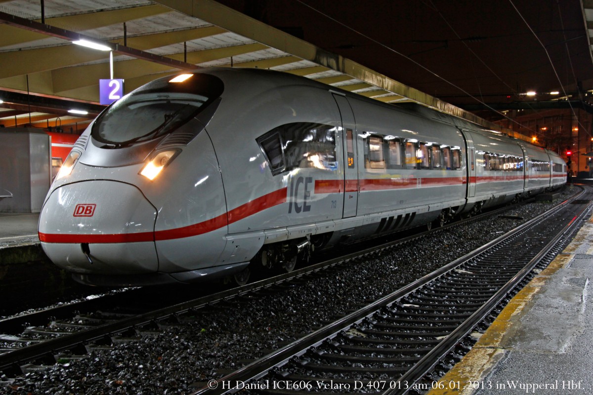DB ICE Velaro D 407 013 als ICE606 in Wuppertal Hbf, Januar 2014.