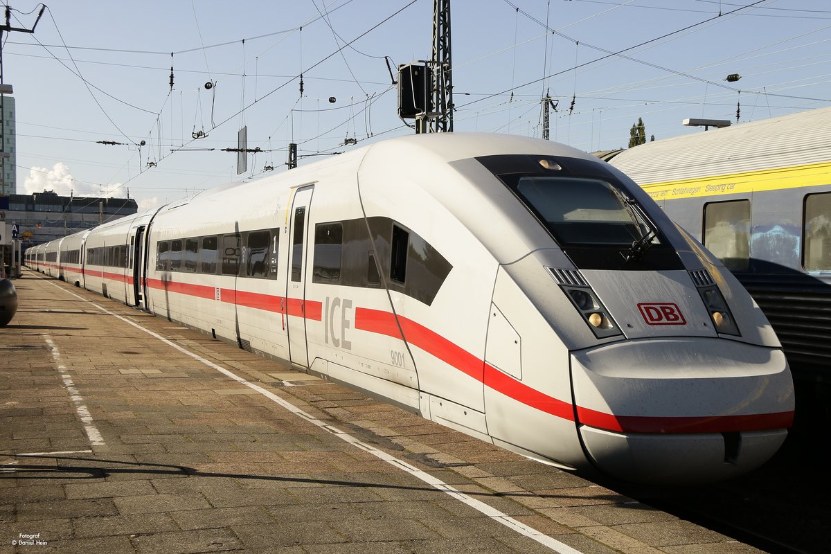 DB ICE4 in Hamburg Altona, September 2017.