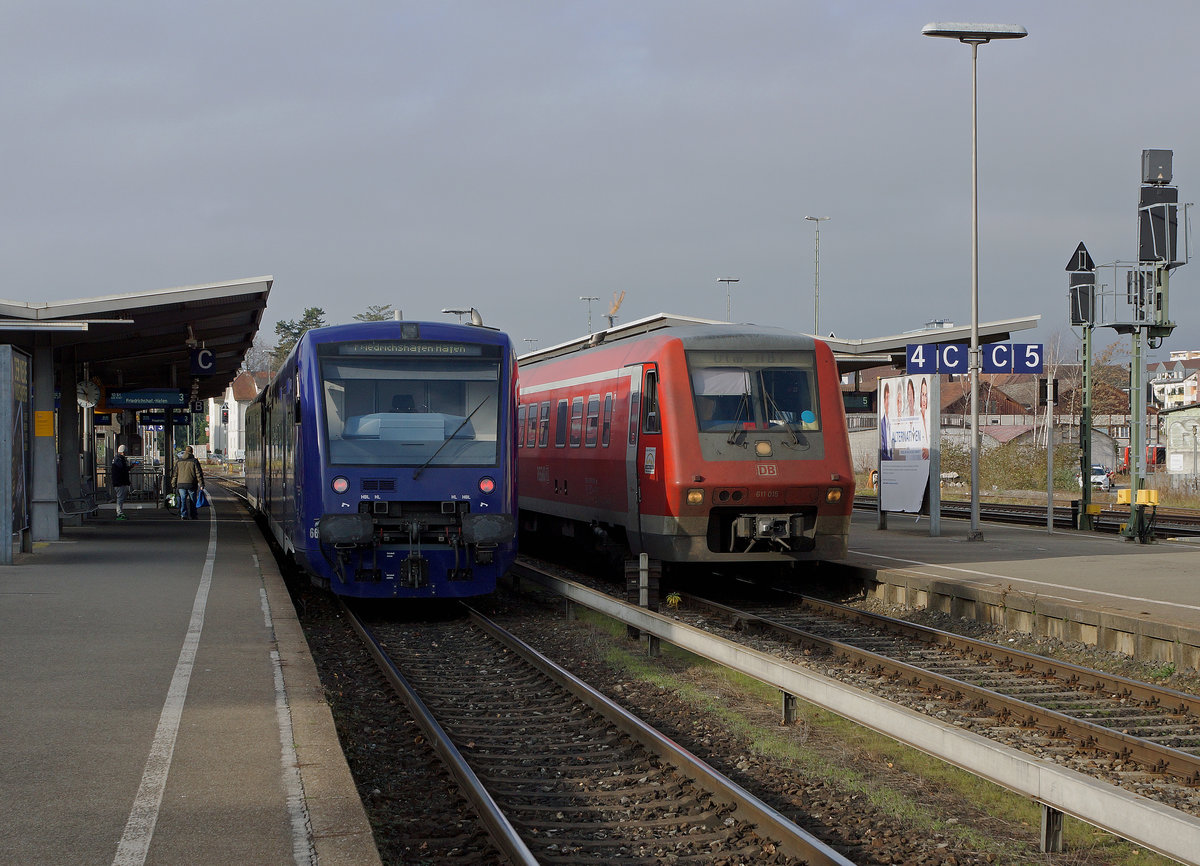 DB: Impressionen des Bahnhofs Friedrichhafen Stadt vom 25. November 2016.
Foto: Walter Ruetsch
