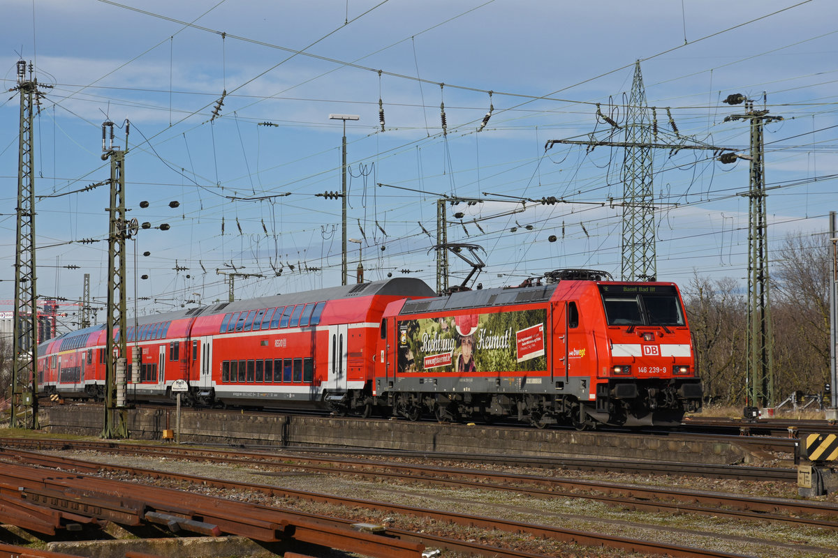 DB Lok 146 239-9 fährt beim badischen Bahnhof ein. Die Aufnahme stammt vom 16.02.2020.