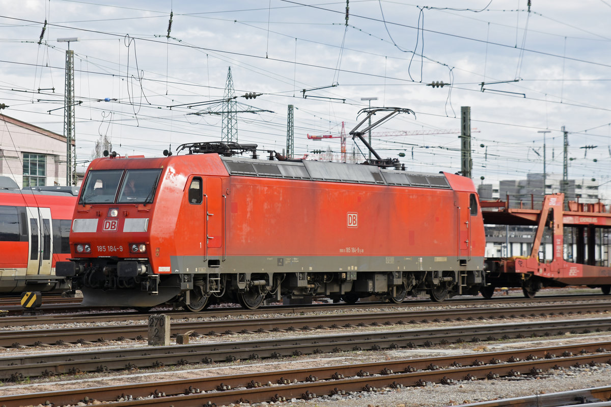 DB Lok 185 184-9 durchfährt den badischen Bahnhof. Die Aufnahme stammt vom 12.03.2019.