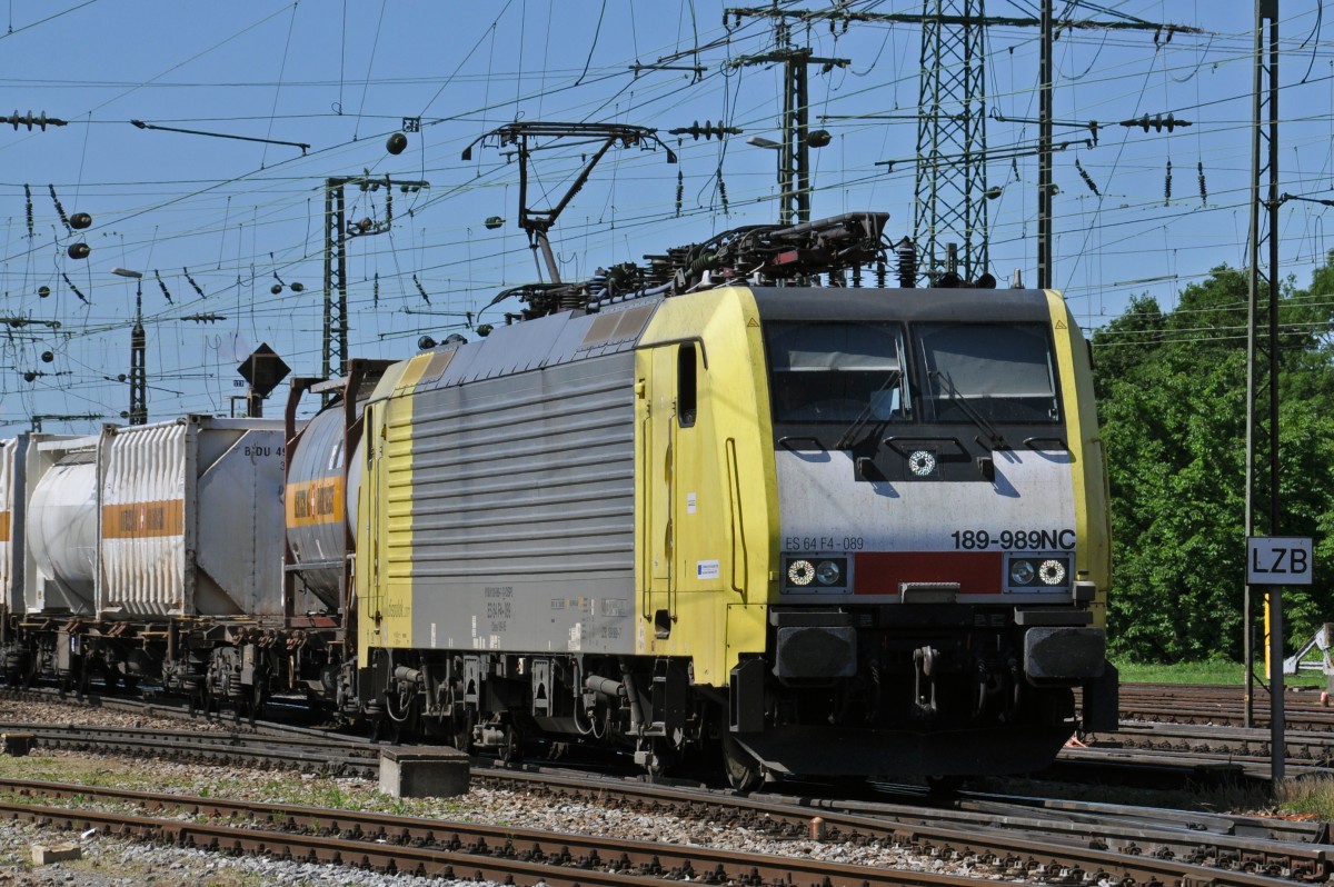 DB Lok 189 989-7 durchfährt den Badischen Bahnhof in Basel. Die Aufnahme stammt vom 23.05.2014.