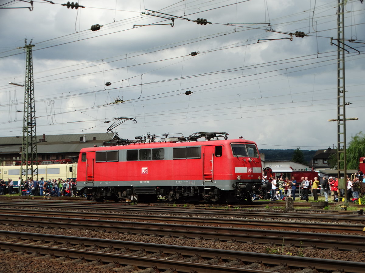 DB Museum 111 111 am 18.06.16 in Koblenz von einen Gehweg aus fotografiert