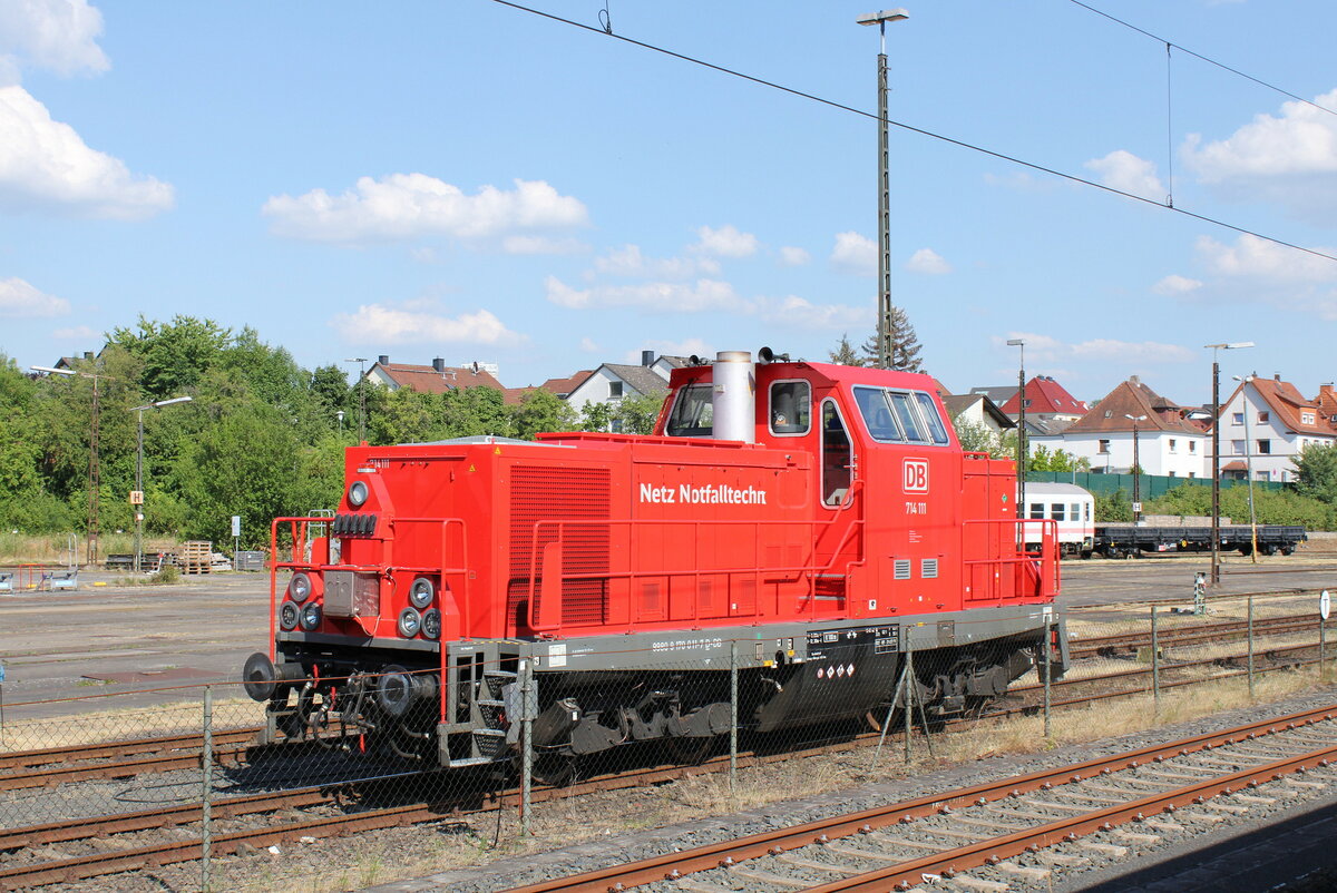 DB Netz 714 111 (99 80 9170 011-7 D-DB) am 30.06.2022 am DB Werk Fulda.