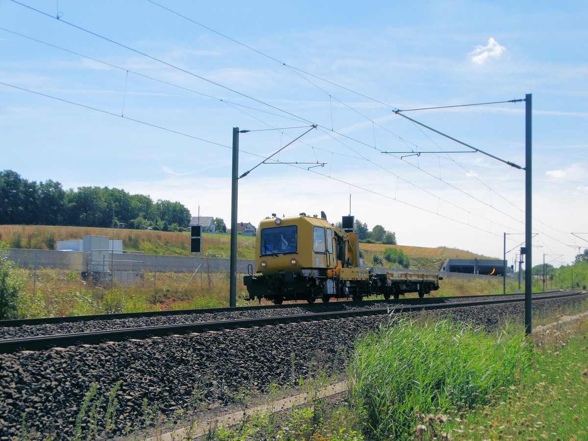 DB Netz Instandhaltung SKL am 18.08.16 bei Neuhof (Kreis Fulda) auf der KBS615