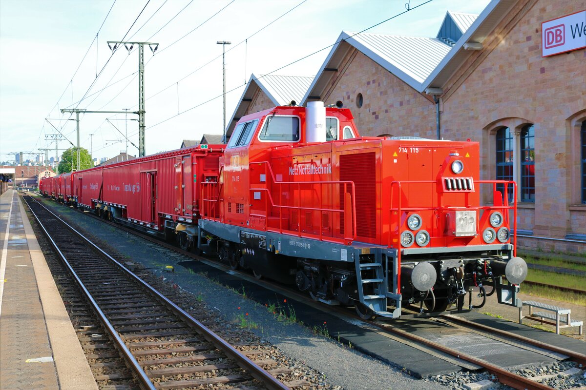 DB Netz Notfalltechnik 714 015-8 mit dem Tunnelrettungszug am 14.05.22 in Fulda