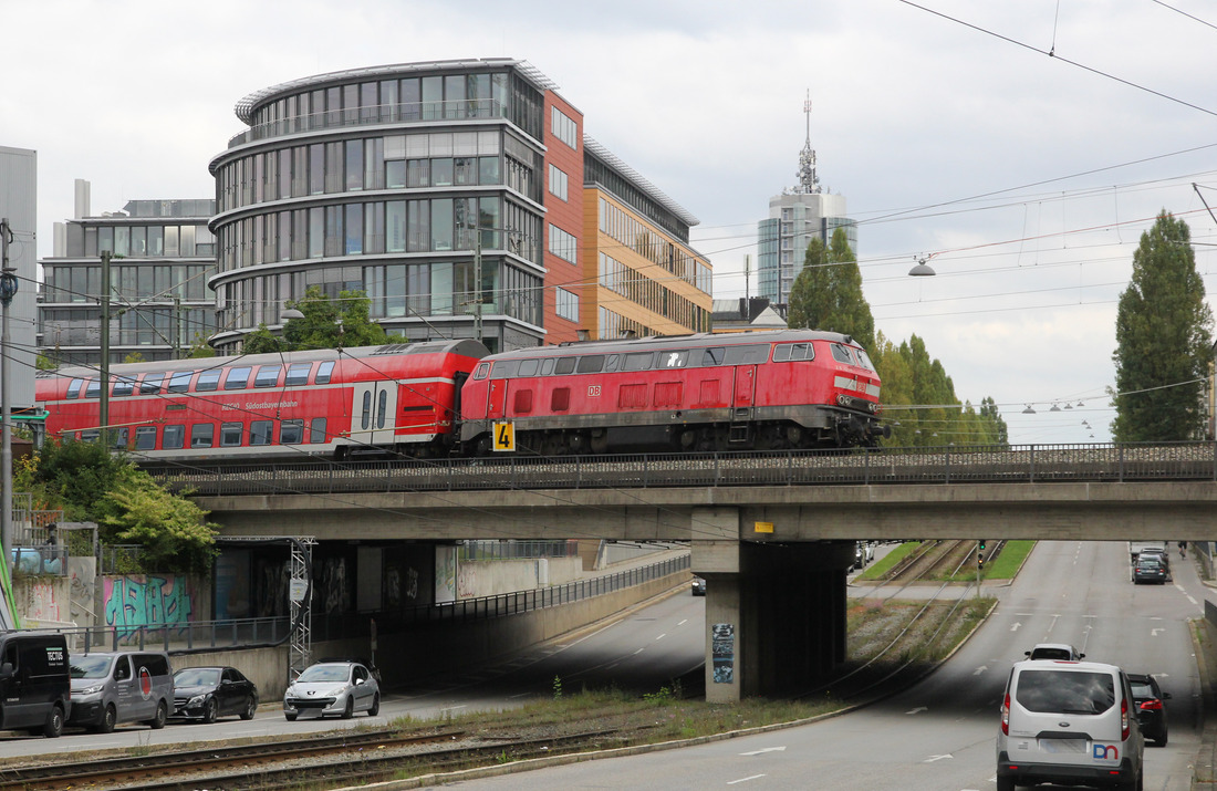 DB Regio / Südostbayernbahn 218 421 // München // 17. September 2021