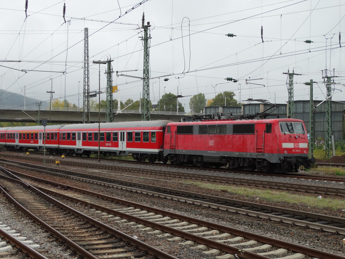 DB Regio 111 070-3 am 11.10.14 mit RB in Heidelberg Hbf 