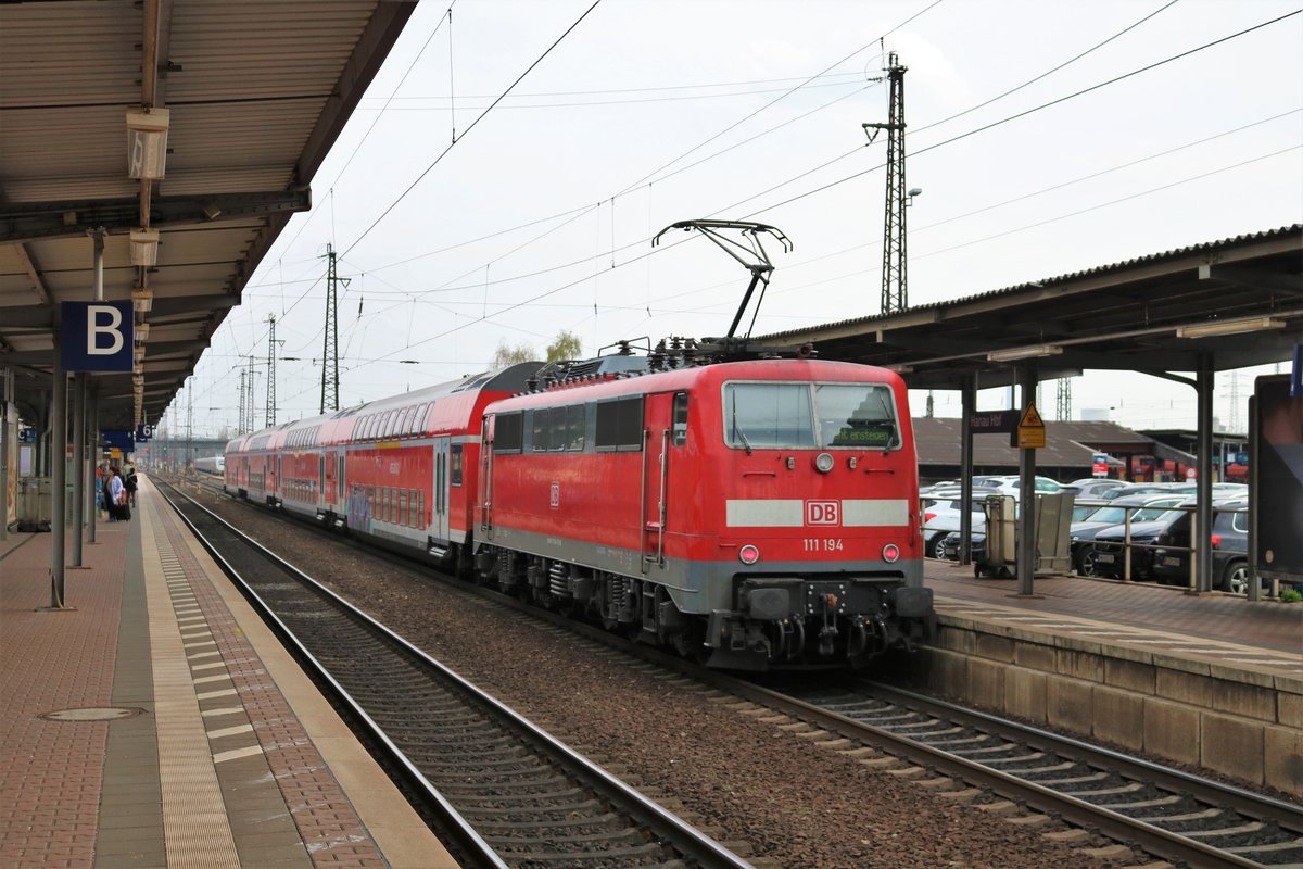 DB Regio 111 194 am 02.04.19 in Hanau Hbf als RB nach Bad Soden Salmünster