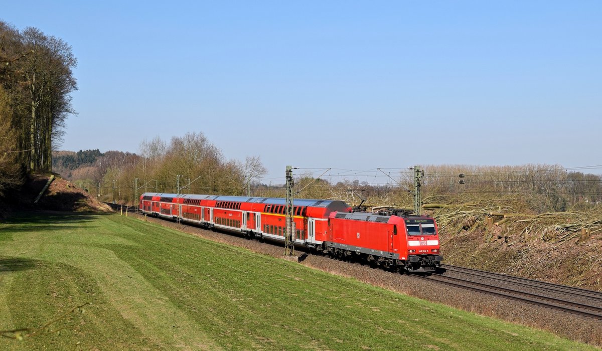 DB Regio 146 104 mit RE 4456 Osnabrück Hbf - Bremerhaven-Lehe (Bohmte-Stirpe, 28.03.17).