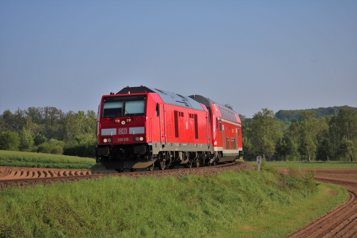 DB Regio 245 016-1 mit der RB34 am 30.04.19 in Schöneck Kilianstädten 