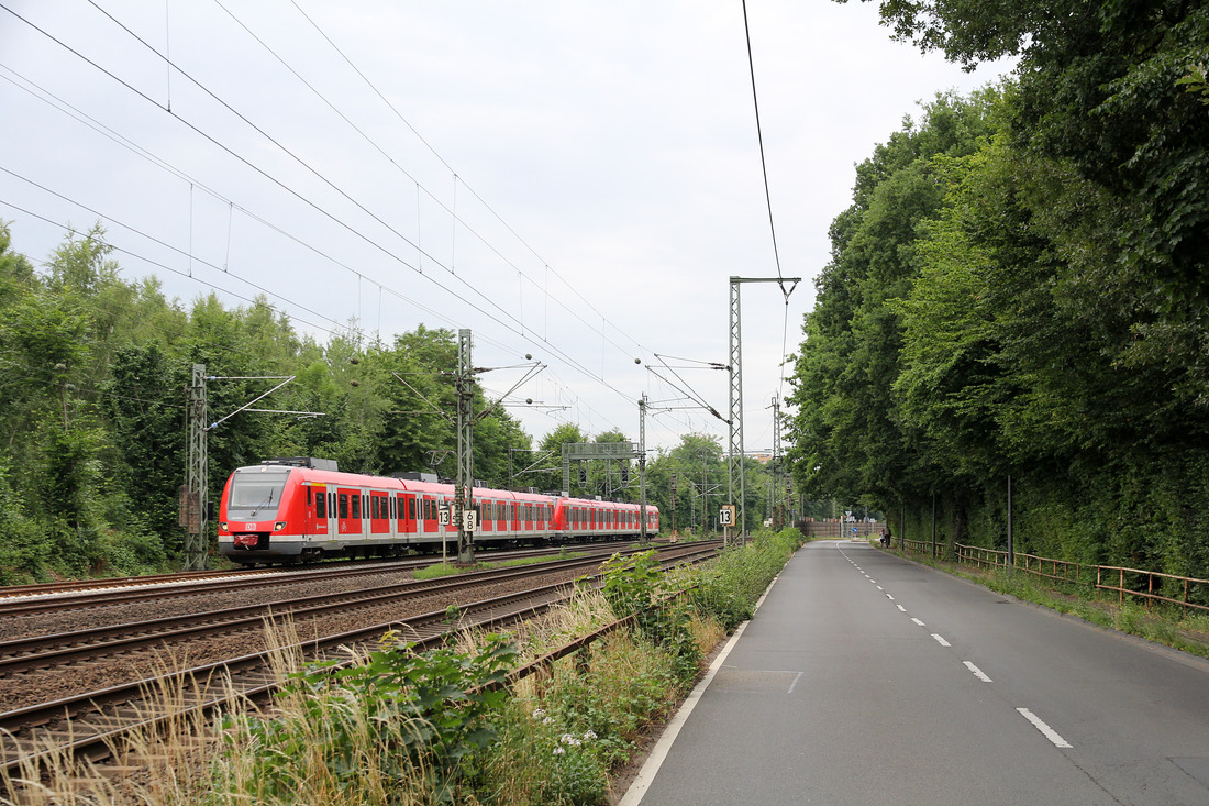 DB Regio 422 052 + 422 062 // Köln (Bruder-Klaus-Siedlung) // 28. Juni 2017