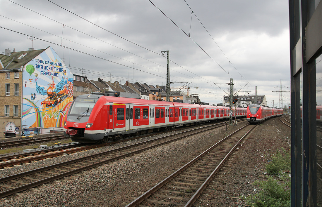 DB Regio 422 xxx + 422 023 // Düsseldorf-Flingern // 11. April 2015
(S6-Umleiter)