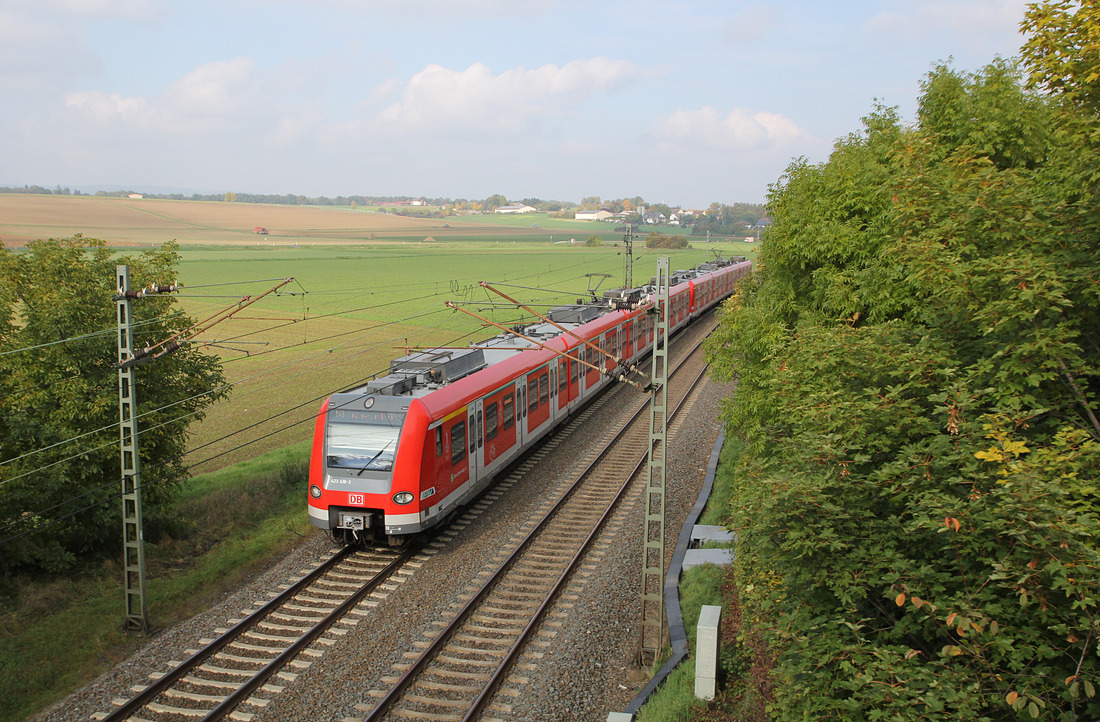 DB Regio 423 418 + 423 433 // Okarben // 20. Oktober 2015
