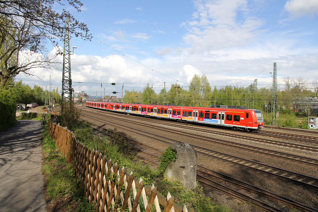 DB Regio 424 012 (Nachschuss) + 425 283 (führend) // Minden (Westfalen) // 3. Mai 2016