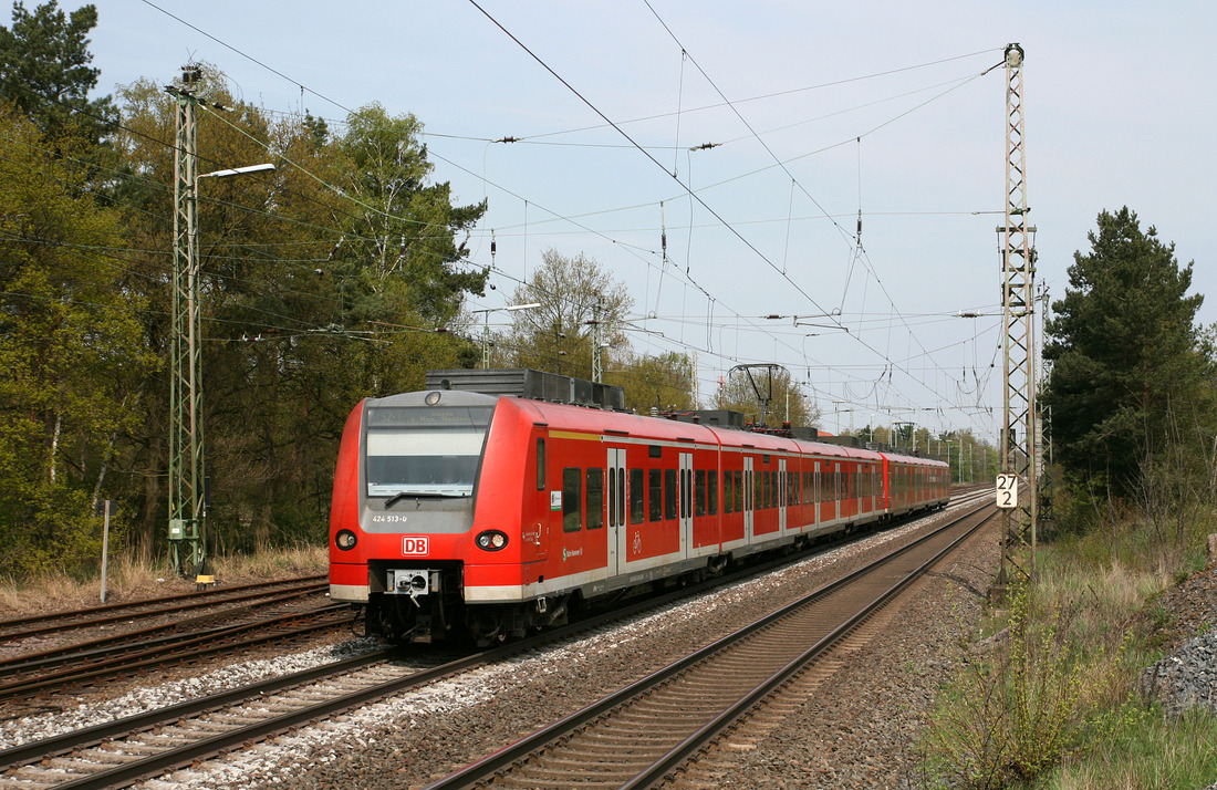 DB Regio 424 013 + 425 273 // Poggenhagen // 3. Mai 2013