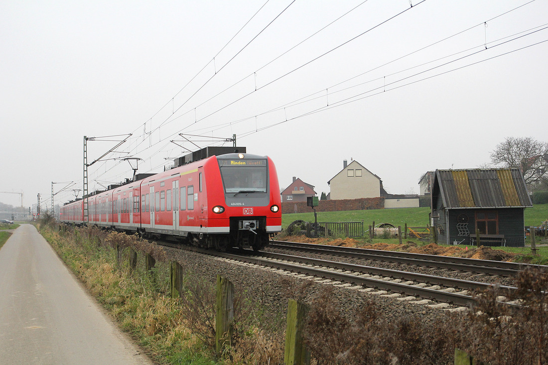 DB Regio 424 035 + 424 022 als S 1  Haste - Minden // Hohnhorst // 30. November 2014