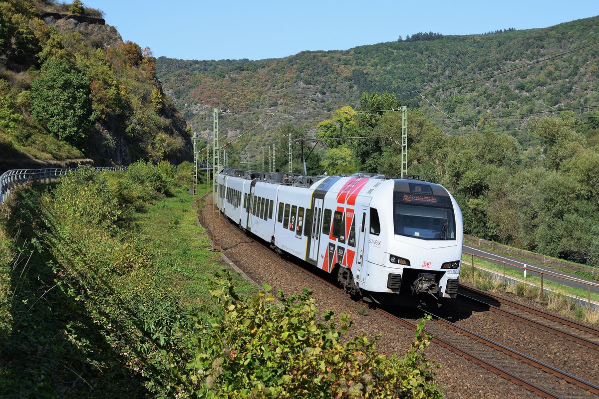DB Regio 429 112/612 als RE 2 (4263)  SÜWEX  Koblenz Hbf - Frankfurt (Main) Hbf (Bacharach, 17.09.2020).