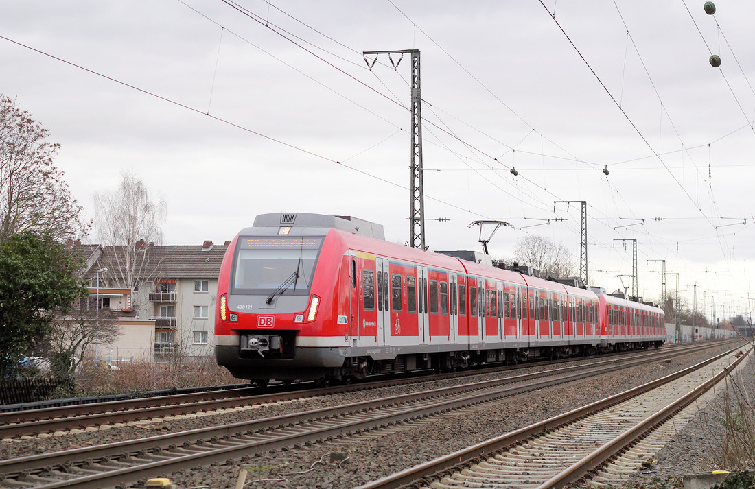 DB Regio 430 121 + 430 169 // Ginsheim-Gustavsburg // 27. Oktober 2015