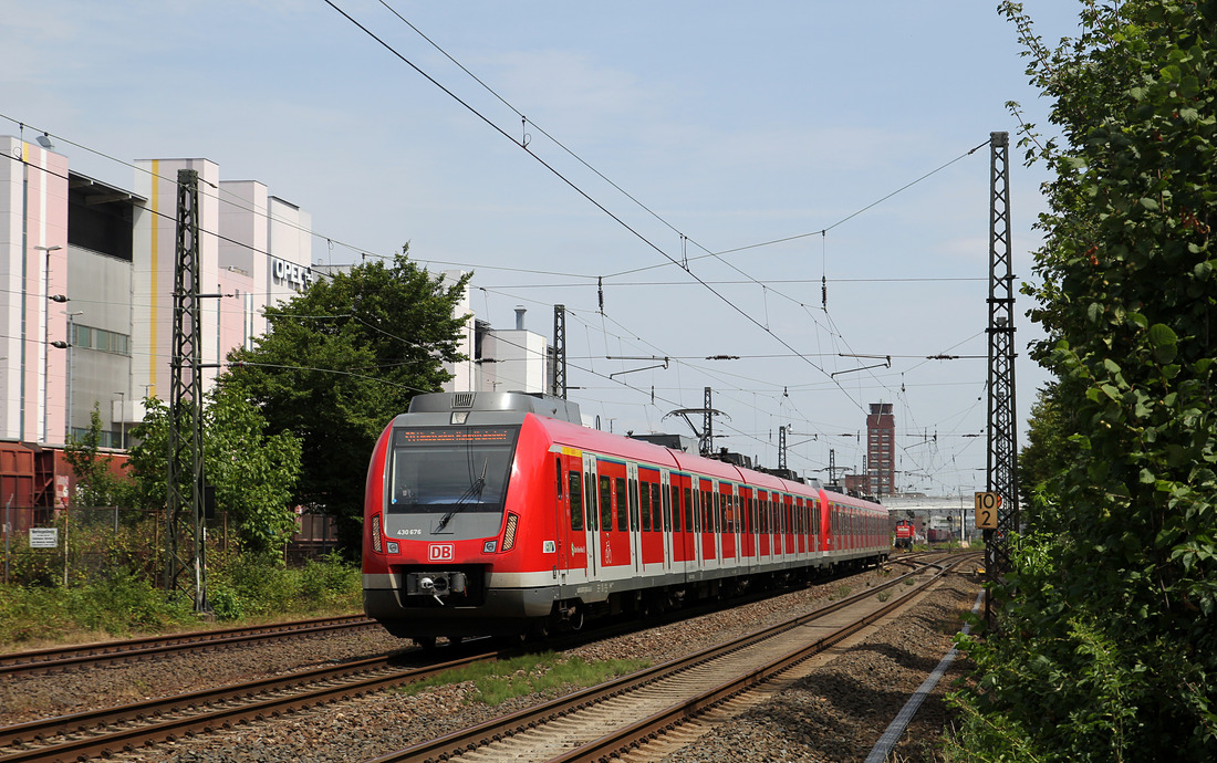 DB Regio 430 176 + 104 // Rüsselsheim // 22. Juli 2015
