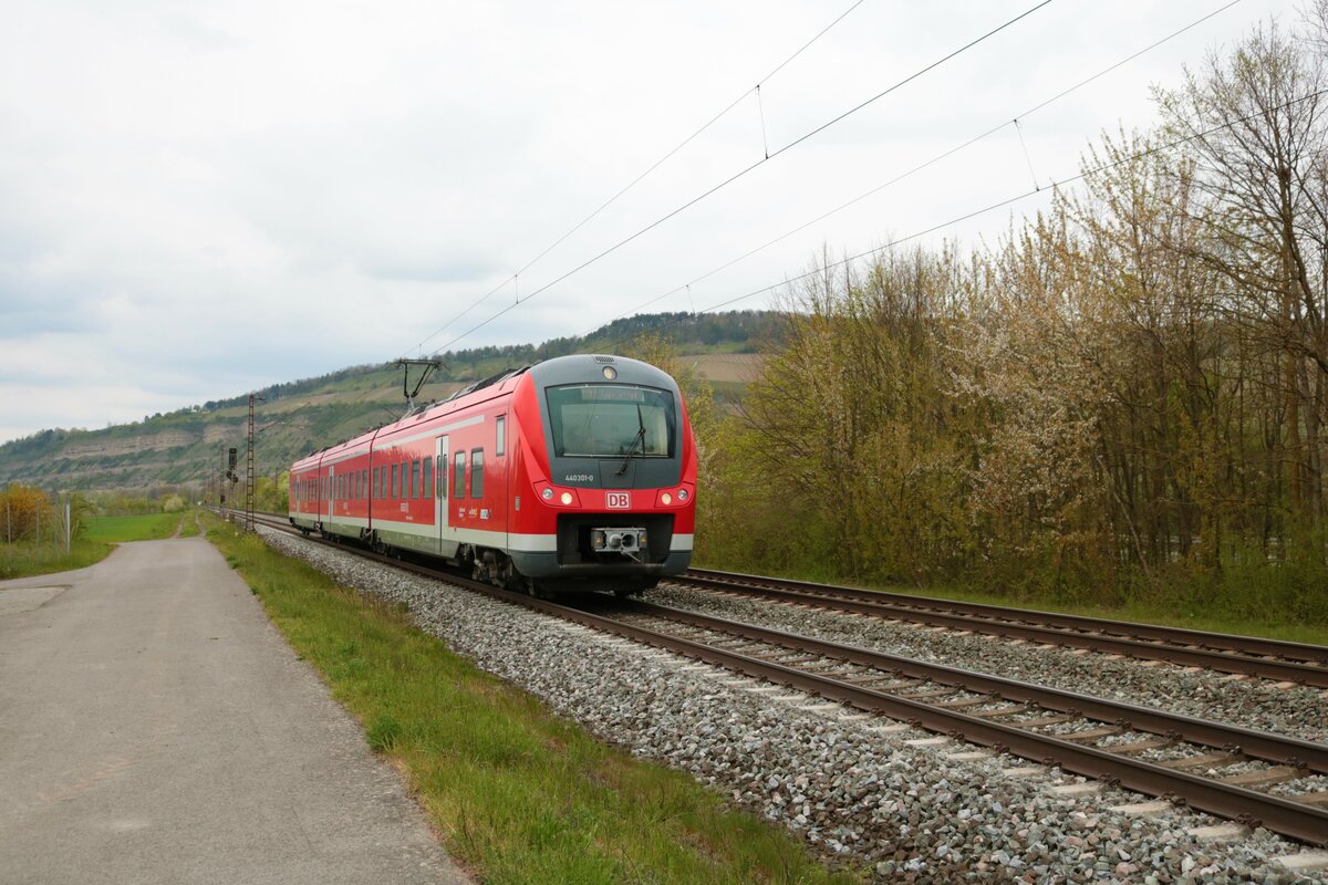 DB Regio 440 301-0 am 01.05.21 bei Thüngersheim