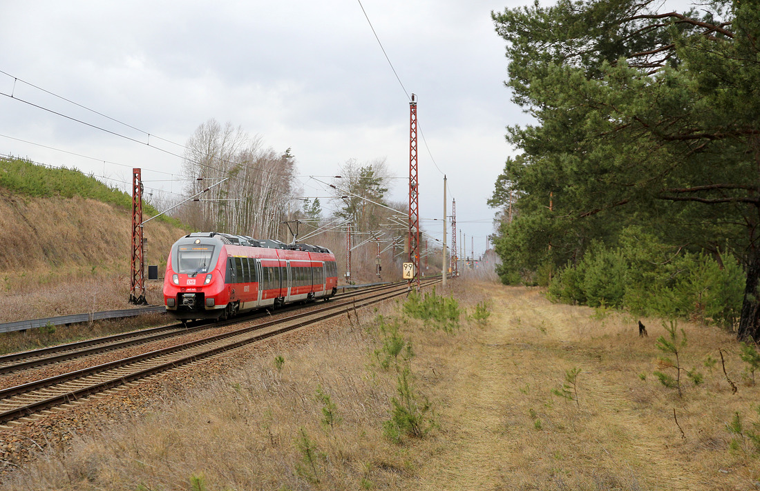DB Regio 442 143 // Aufgenommen zwischen Eisenhüttenstadt und Ziltendorf. // 12. Februar 2020