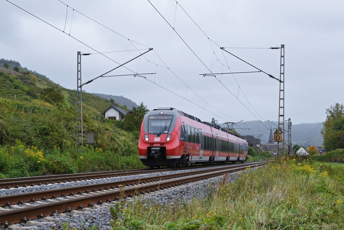 DB Regio 442 200/700 als RB 81 (12112)  Moseltalbahn  Koblenz Hbf - Trier Hbf (Pommern/Mosel, 02.10.17).