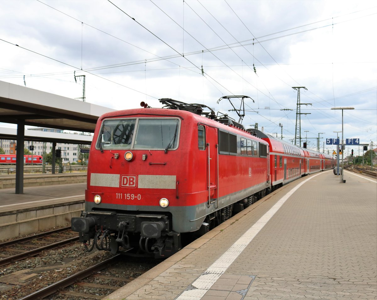 DB Regio Bayern 111 159-0 mit dem RE aus München am 24.06.18 in Nürnberg Hbf