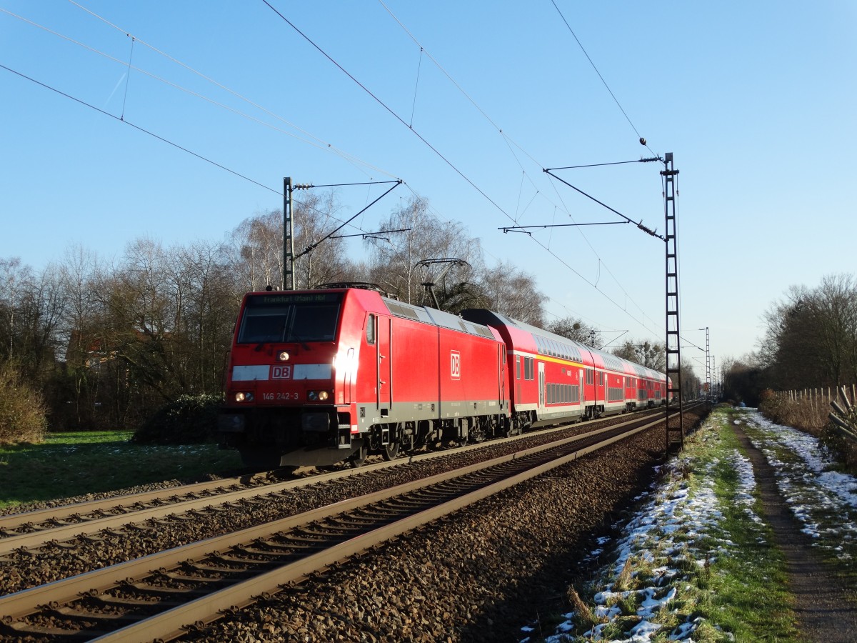 DB Regio Bayern 146 242-3 mit RE nach Frankfurt am Main Hbf am 05.01.15 bei Hanau West