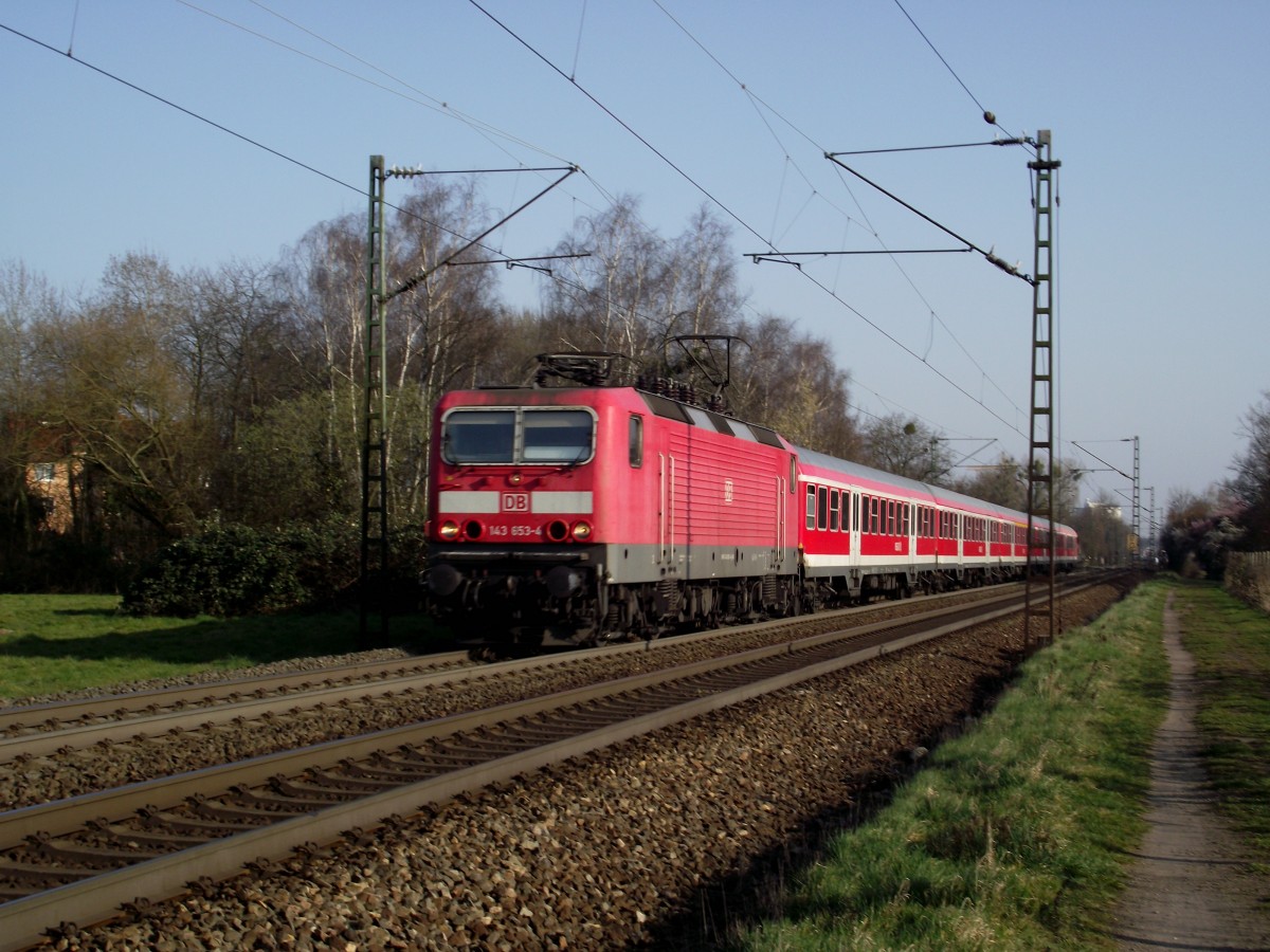 DB Regio Hessen 143 653-4 am 13.03.14 mit RB 55 bei Hanau West 