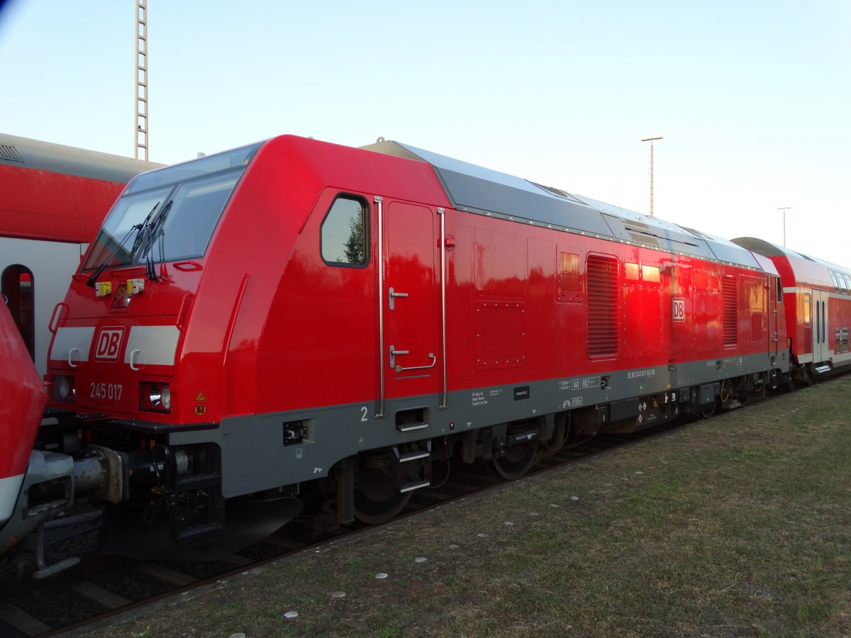 DB Regio Hessen 245 017 am 04.06.15 in Stockheim Bhf 