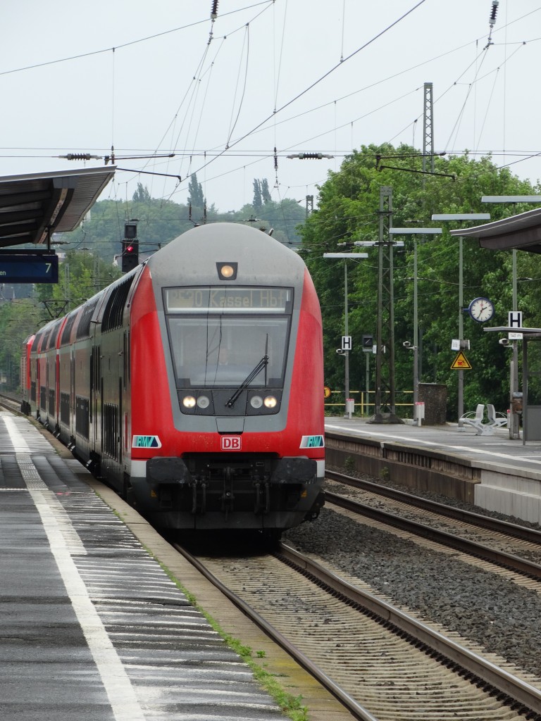 DB Regio Hessen Dosto Steuerwagen am 02.05.14 in Bad Vilbel Bhf 