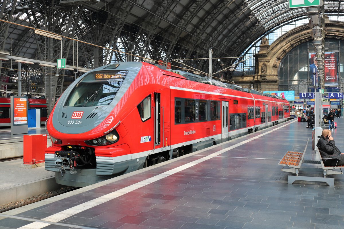 DB Regio Hessen PESA Link 633 004 am 13.04.19 in Frankfurt am Main Hbf