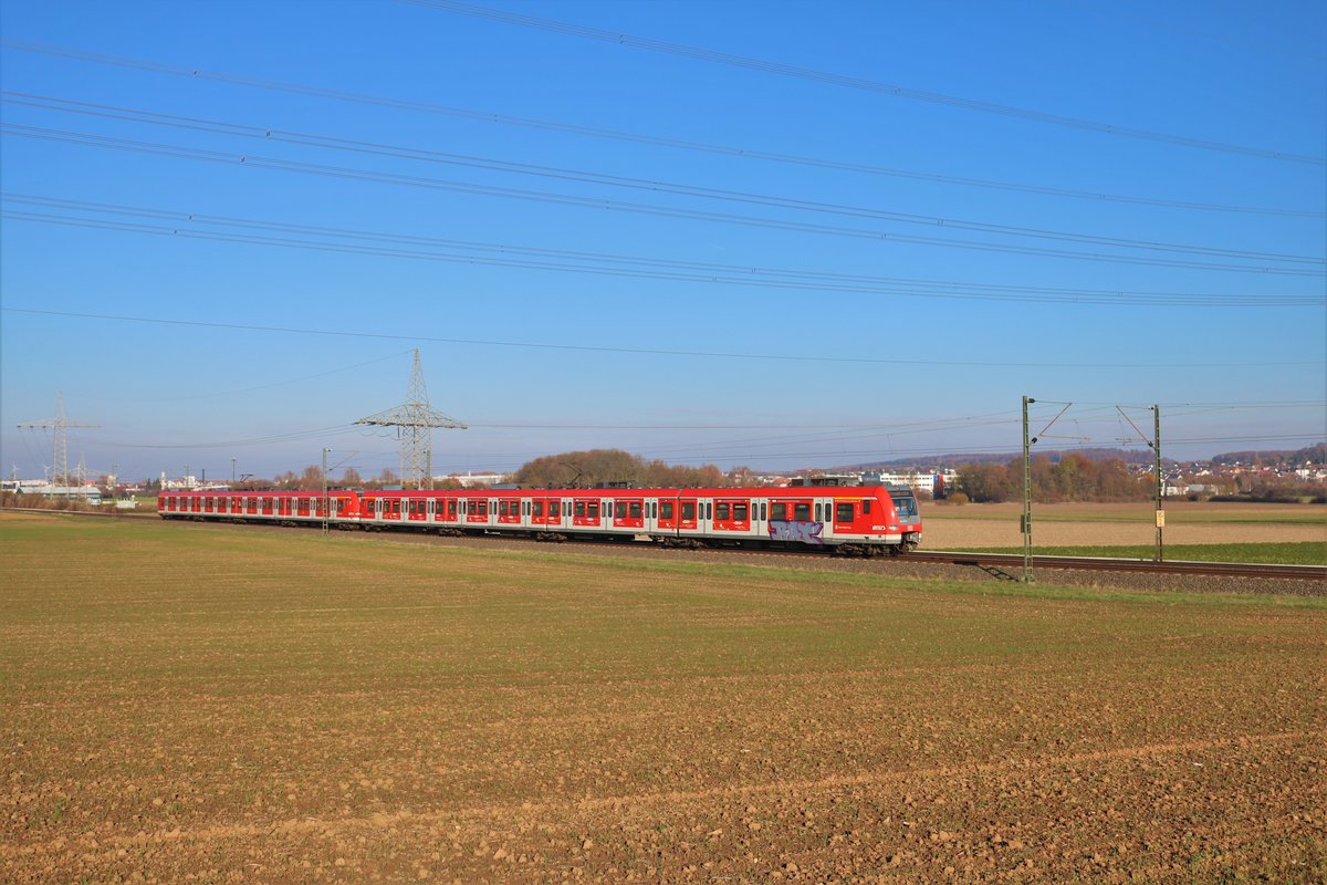 DB Regio S-Bahn Rhein Main 423 xxx und 423 xxx als S6 nach Frankfurt Süd am 18.11.18 auf der KBS630 bei Bad Vilbel Dortelweil 