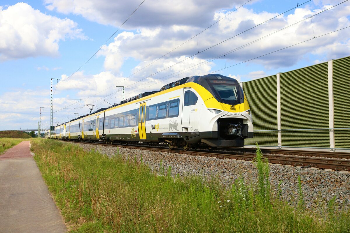 DB Regio Siemens Mireo 463 523-1 und 463 xxx-x am 13.07.23 bei Auggen (Baden Württemberg)