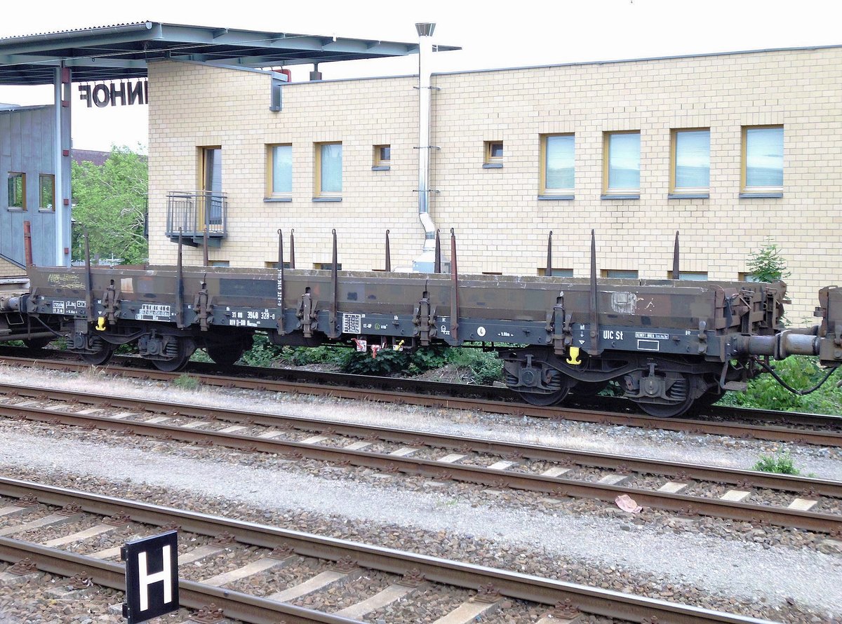 DB-Remms 665 , Wagennummer 31 RIV 80 D-DB 3948 328-0; aufgenommen im Bf. Hennigsdorf b. Berlin, Wagenübergabe an Bombardier, 8.6.2019